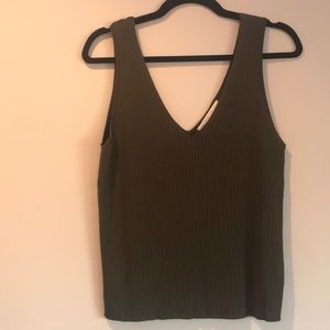90s v neck sleeveless sweater